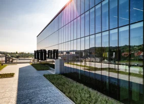 WIŚNIOWSKI przyspiesza transformację produkcji z aluminium. Nowy standard integracji procesów 